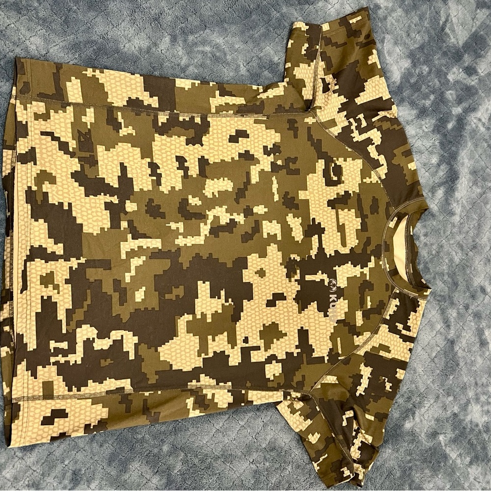 KUIU Camouflage T-Shirt